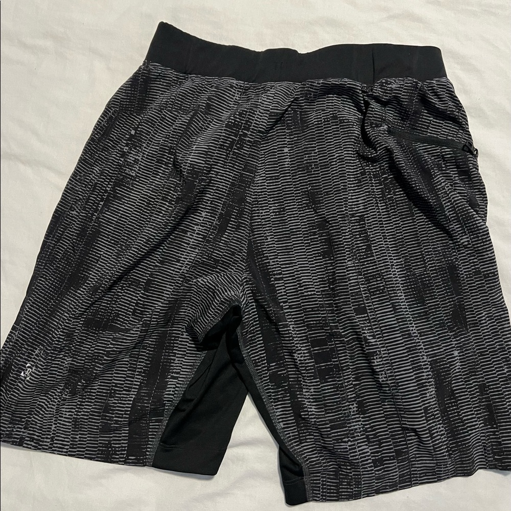 MENS LULU LINER LESS SHORTS